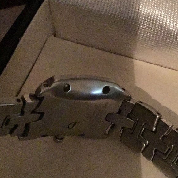 Ladies Accutron watch by Bulova - Picture 5 of 6